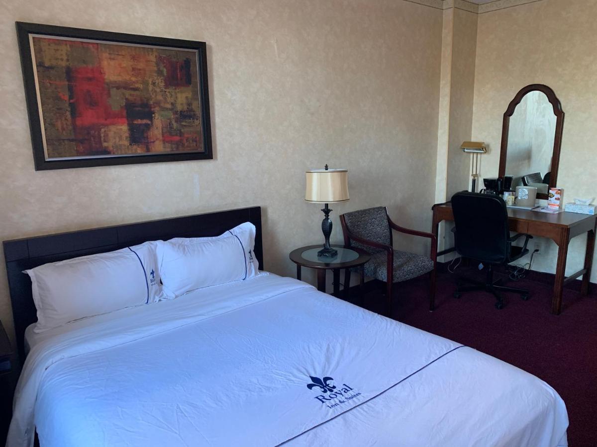Royal Inn And Suites At 궬프 외부 사진