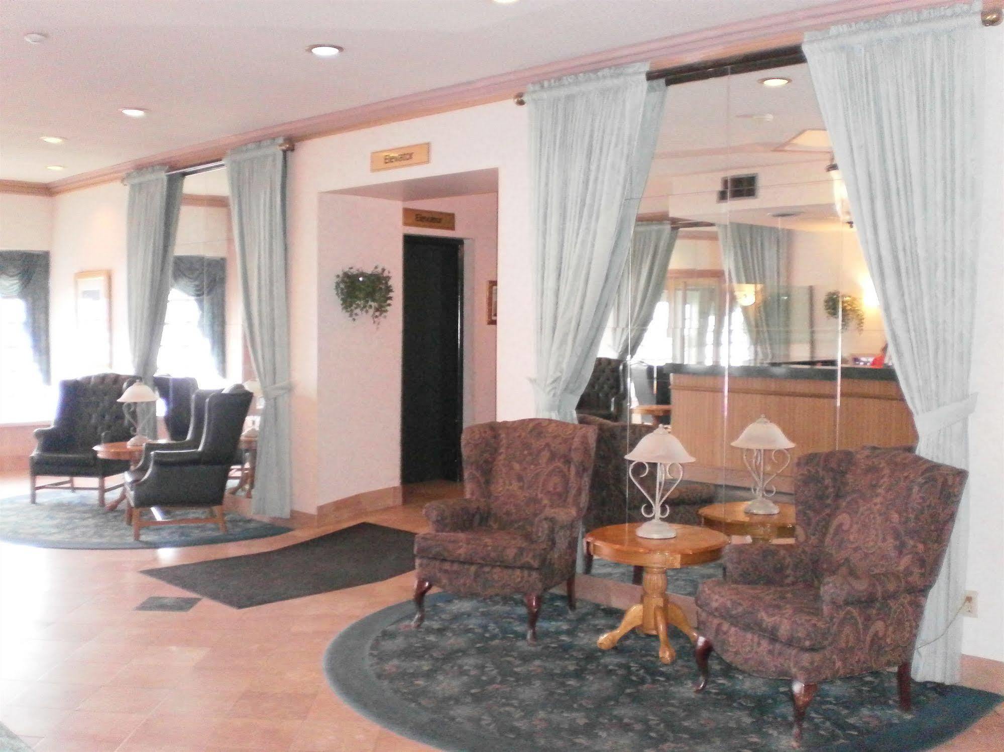 Royal Inn And Suites At 궬프 외부 사진