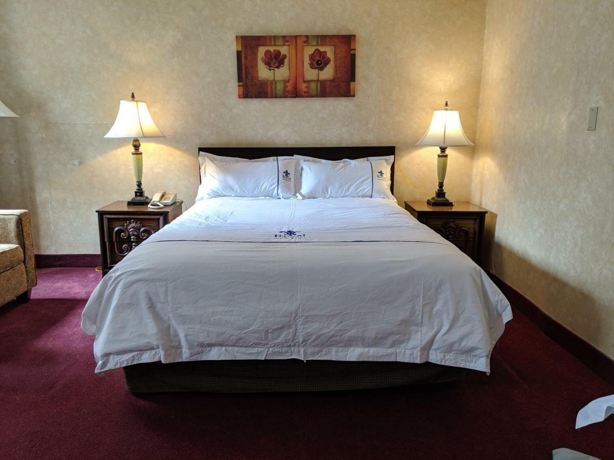 Royal Inn And Suites At 궬프 외부 사진
